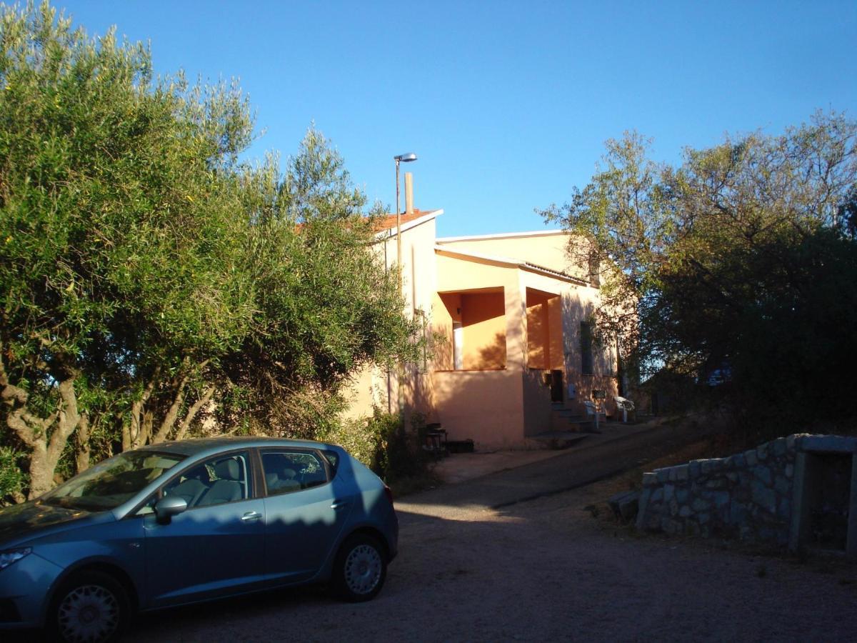 Casa Vacanza Costa Rossa Vista Mare Trinità dʼAgultu Dış mekan fotoğraf