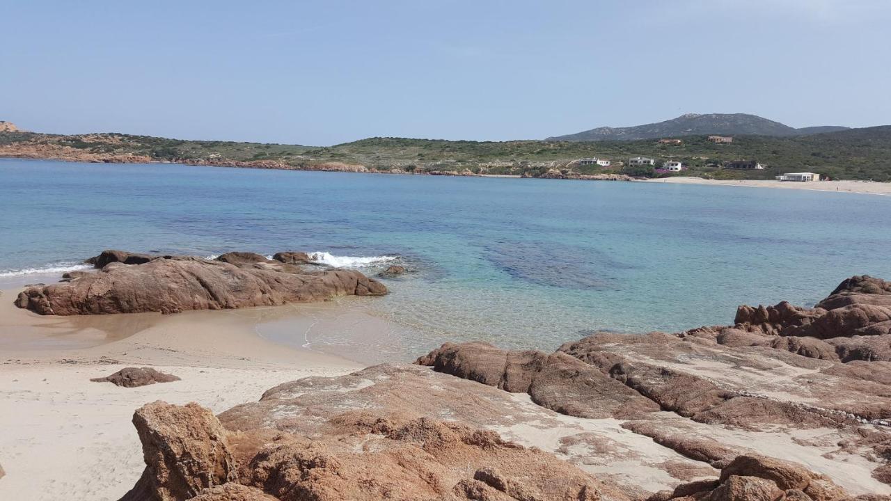 Casa Vacanza Costa Rossa Vista Mare Trinità dʼAgultu Dış mekan fotoğraf