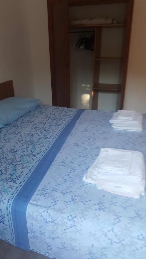 Casa Vacanza Costa Rossa Vista Mare Trinità dʼAgultu Dış mekan fotoğraf
